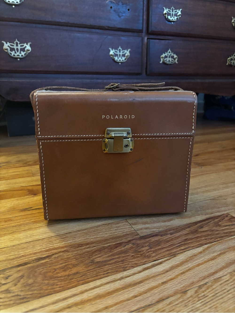 Polaroid Tan/Brown Leather Toiletry & Travel Case